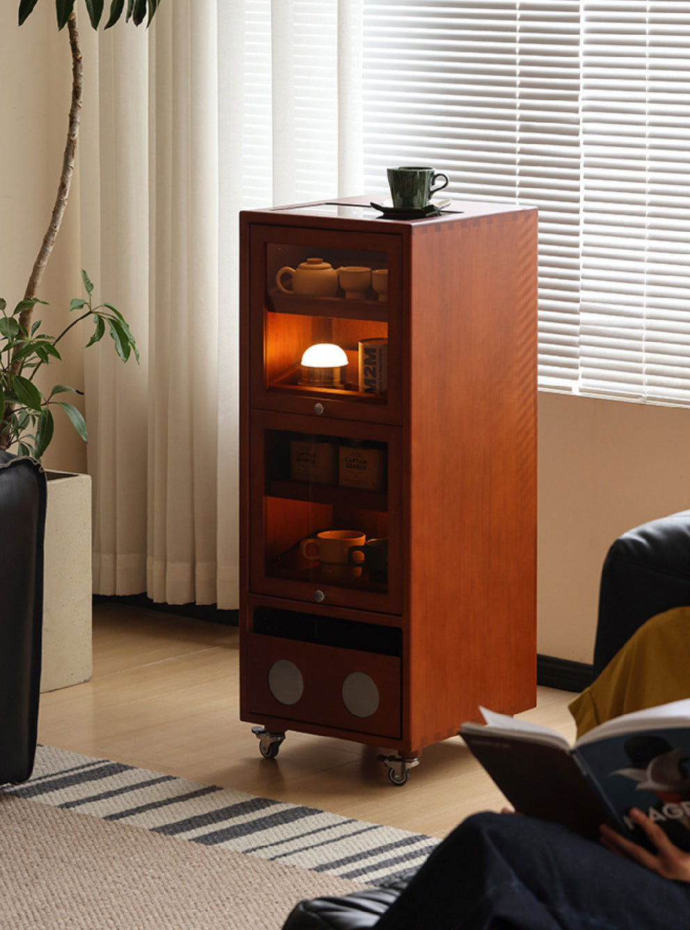 Polca Solid Wood Double-Sided Cabinet with Wheels