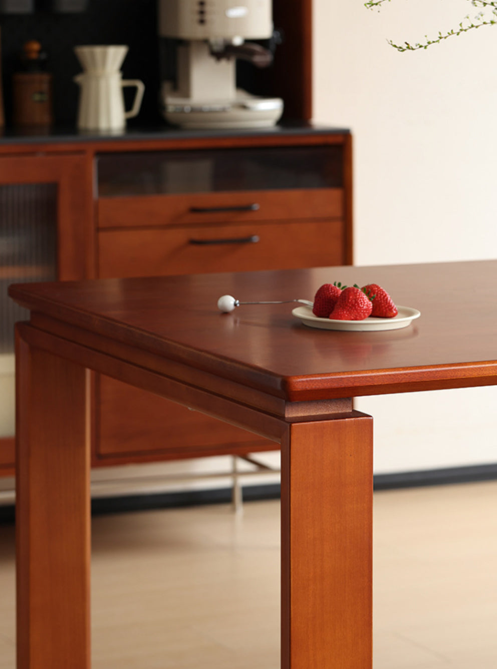 Saeta Solid Wood Table