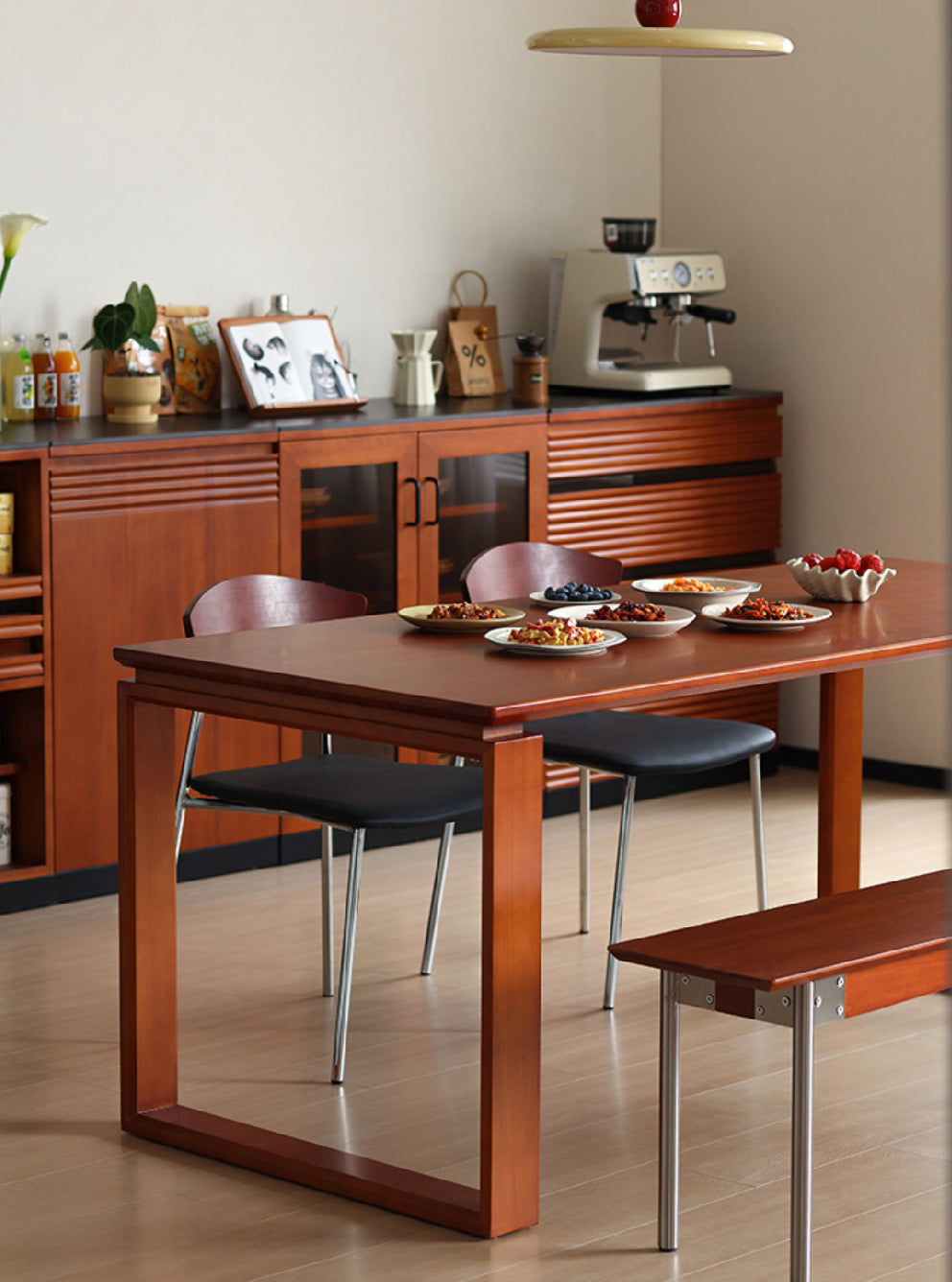 Saeta Solid Wood Table